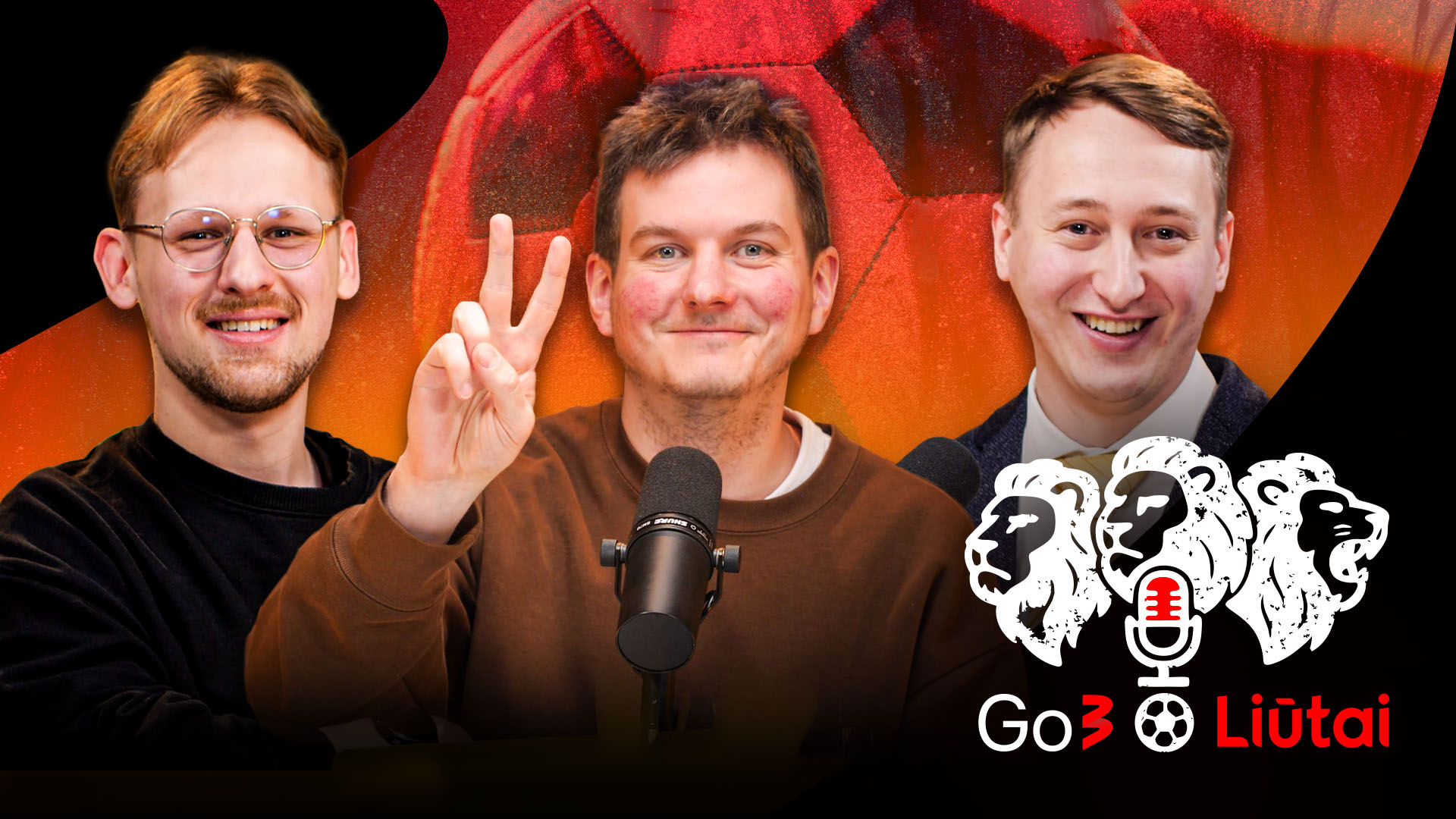 trys vyrai raudonam fone sypsosi