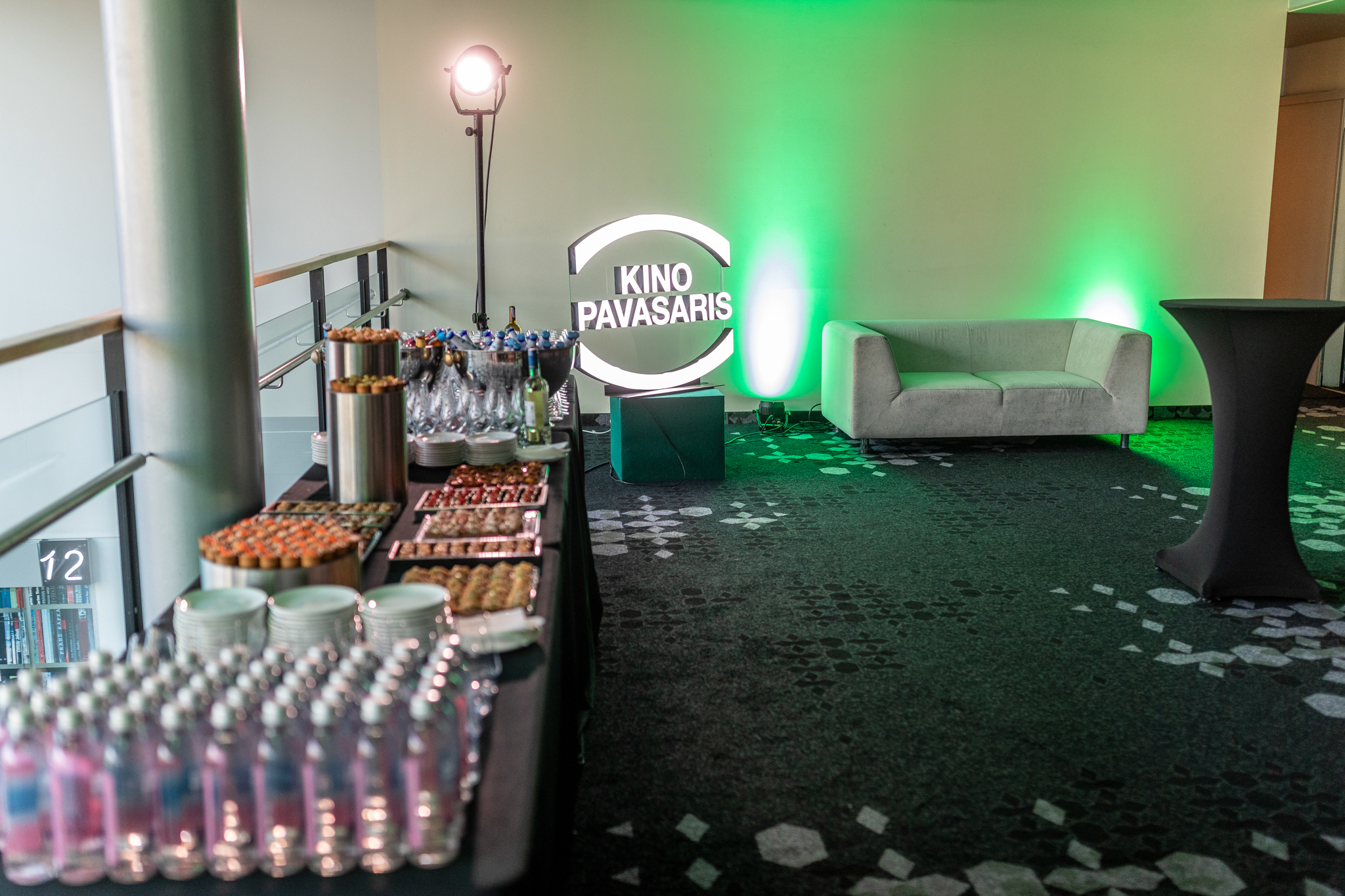 kino pavasaris kino teatre vakarelis